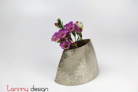 Silver-plated flower vase with flared mouth